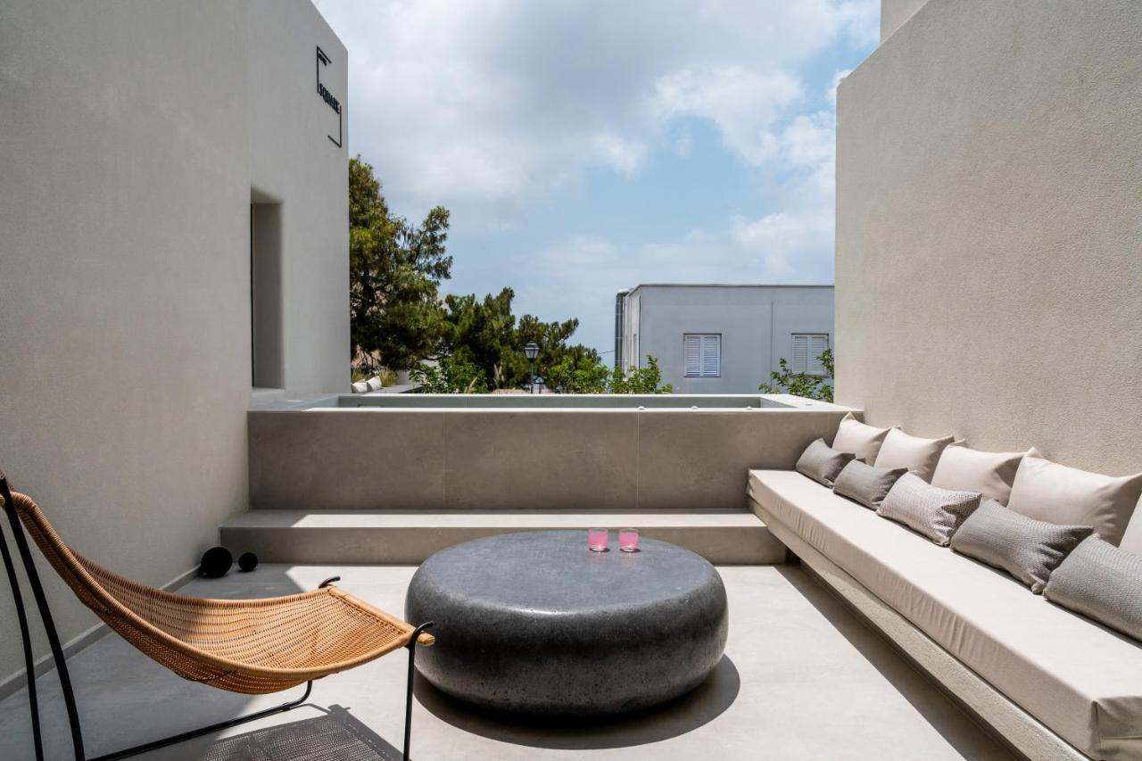 On The Square Apartment Pyrgos Kallistis Exterior photo